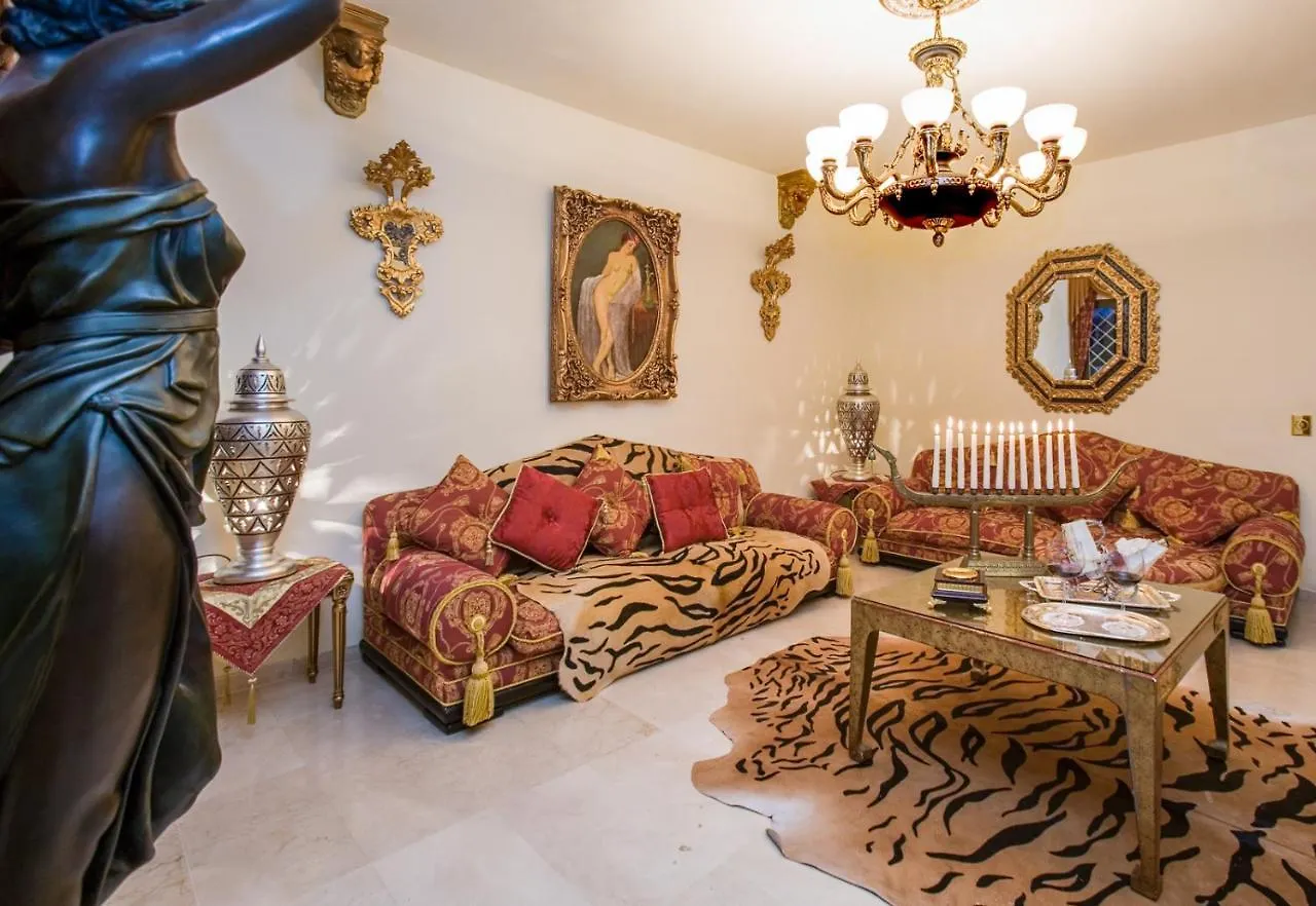 Royal Roman Empire Marbella Španělsko