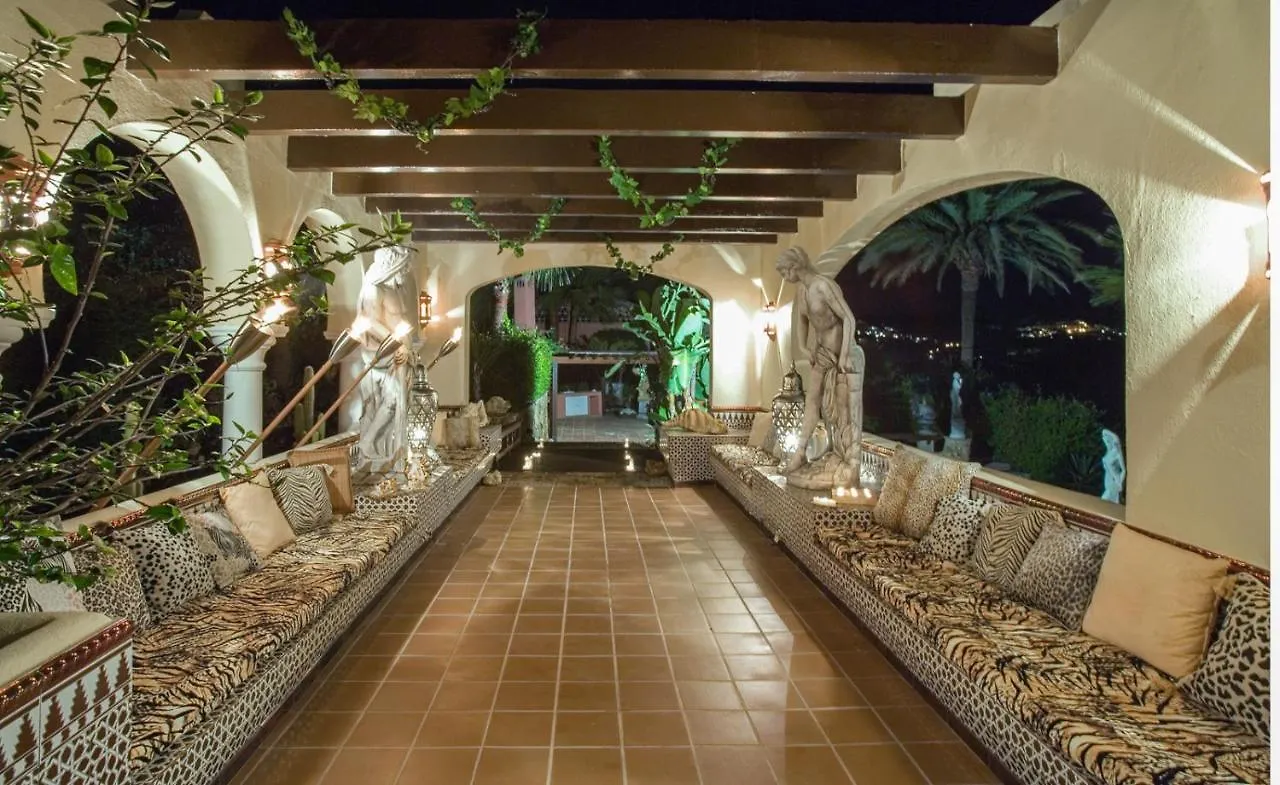 Royal Roman Empire Marbella Vila