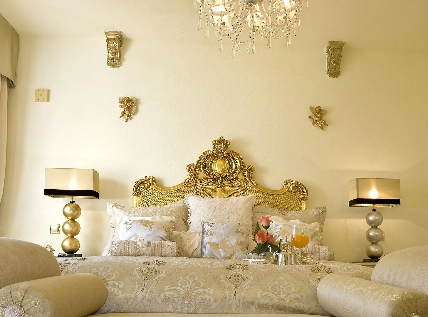 Royal Roman Empire Marbella Vila