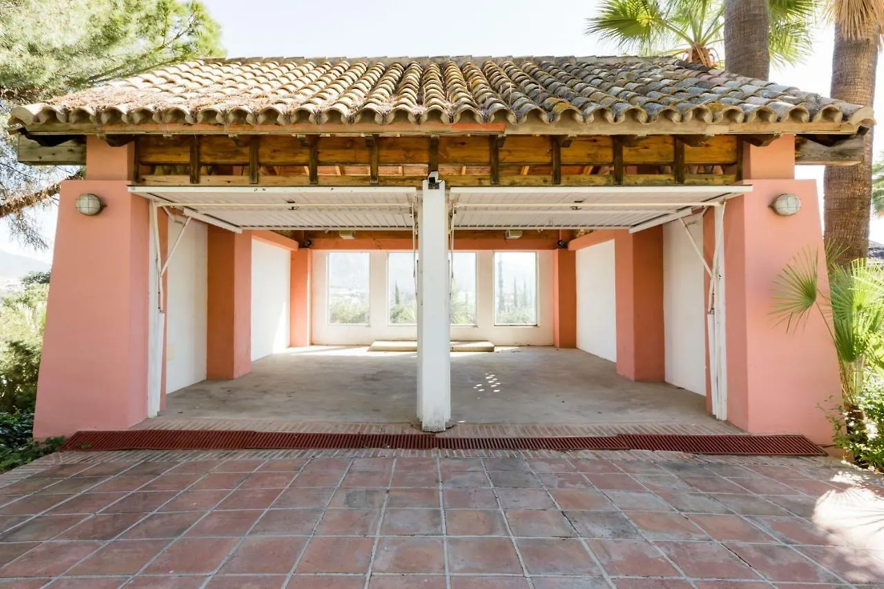 Vila Royal Roman Empire Marbella